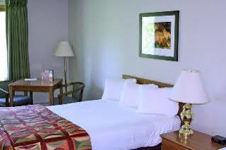 Best Western Country Inn Ishpeming Buitenkant foto